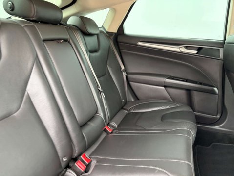 Ford Mondeo 2.0 Mondeo Titanium TDCi 5dr 21
