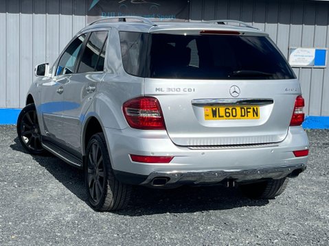 Mercedes-Benz M Class 3.0 ML300 CDI V6 BlueEfficiency Grand Edition G-Tronic 4WD Euro 5 5dr 51