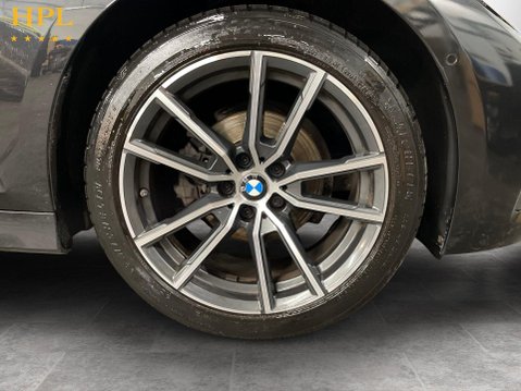 BMW 3 Series 2.0 318i Sport Saloon 4dr Petrol Auto Euro 6 (s/s) (156 ps) 10