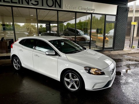 Volvo V40 1.6 T2 R-Design Euro 5 (s/s) 5dr 9