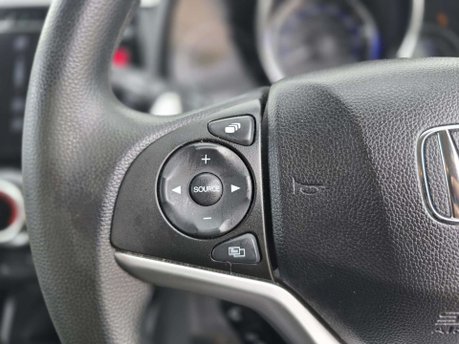 Honda Jazz 1.3 i-VTEC SE Hatchback 5dr Petrol CVT Euro 6 (s/s) (102 ps) 22