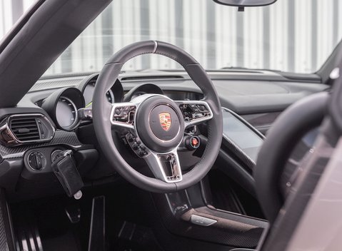 Porsche 918 Spyder 13