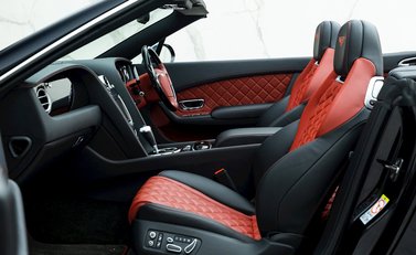 Bentley Continental GT V8 S Convertible 16