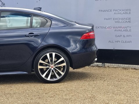 Jaguar XE R-SPORT INGENIUM AWD 6