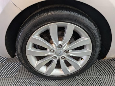 Kia Carens 1.7 CRDi EcoDynamics 3 Euro 5 (s/s) 5dr 10