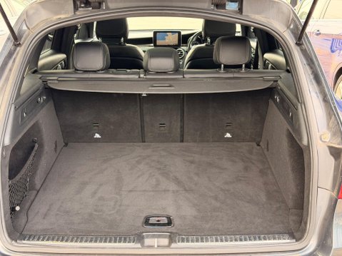 Mercedes-Benz GLC 2.1 GLC250d AMG Line (Premium Plus) G-Tronic 4MATIC Euro 6 (s/s) 5dr 35