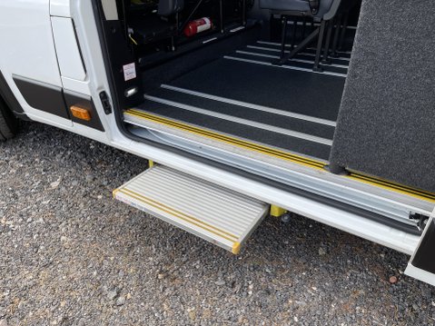 Citroen Relay 40 L4H2 BLUEHDI 17 SEAT LIGHTWEIGHT NON D1 MINIBUS with RAMP and SENSORS E6 8