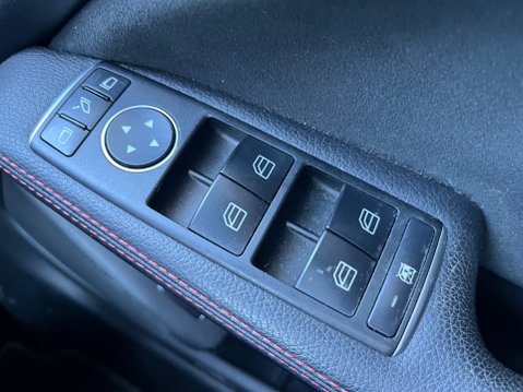 Mercedes-Benz CLA Class CLA 220 D AMG LINE AUTOMATIC 29