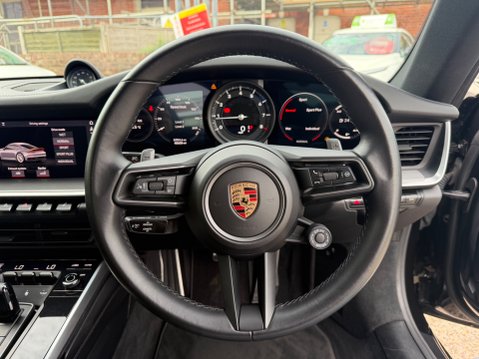 Porsche 911 CARRERA 4S PDK 11