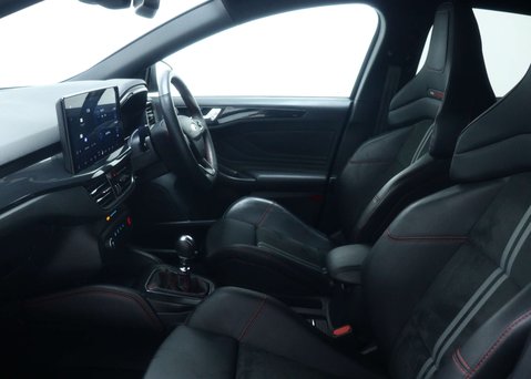 Ford Focus 2.3T EcoBoost ST Hatchback 5dr Petrol Manual Euro 6 (s/s) (280 ps) 44