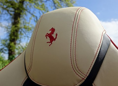 Ferrari California T 26