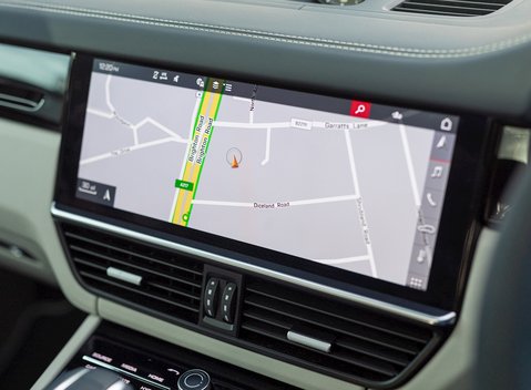 Porsche Cayenne E-Hybrid Coupé 21