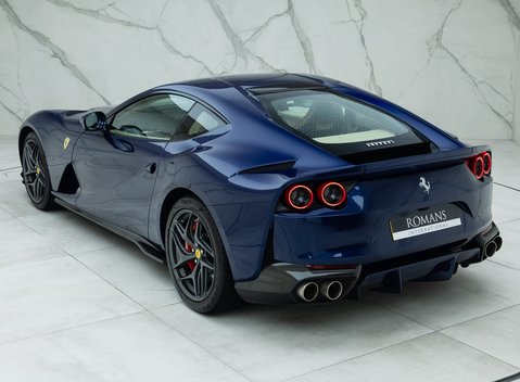 Ferrari 812 Superfast 7