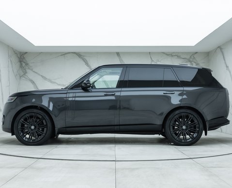 Land Rover Range Rover P530 Autobiography LWB (7 Seat) 