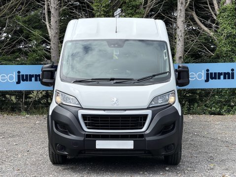 Peugeot Boxer 2.2 Boxer 440 L4H2 17seat Minibus LITE non-D1 with full width ramp. 7