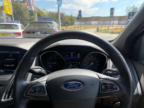 Ford Focus 1.5 TDCi ST-Line Euro 6 (s/s) 5dr 36