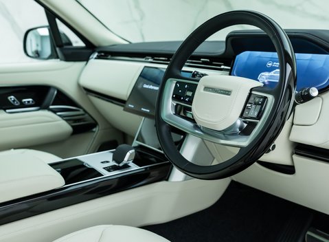 Land Rover Range Rover P550e Autobiography 10