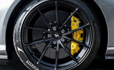 Ferrari 812 Superfast 10