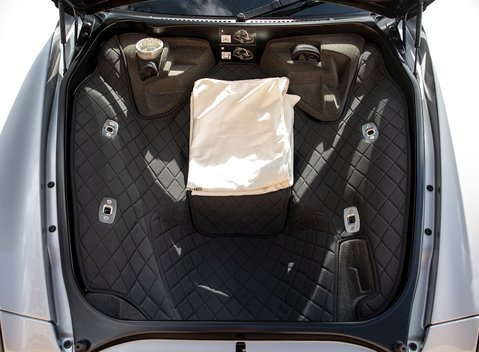 Porsche Carrera GT 30