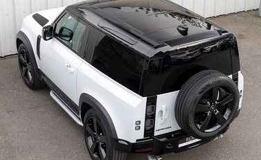 Land Rover Defender 90 V8 9