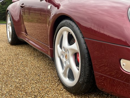 Porsche 911 TURBO 15