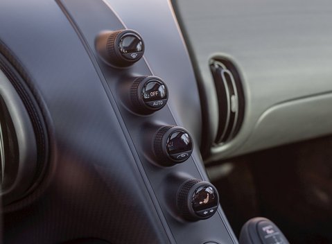 Bugatti Chiron Sport 'Noire Edition' 19