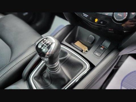 Nissan Qashqai TEKNA DIG-T 13