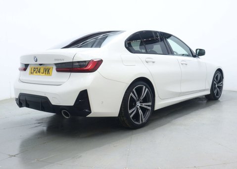 BMW 3 Series 2.0 320i M Sport Saloon 4dr Petrol Auto Euro 6 (s/s) (184 ps) 11