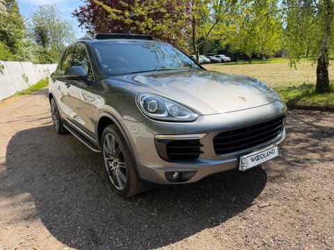 Porsche Cayenne D V6 TIPTRONIC S 2