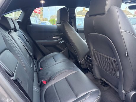 Jaguar E-Pace R-DYNAMIC S 11