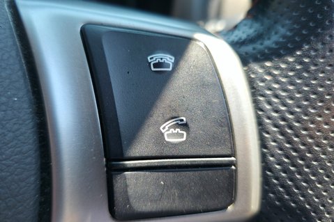 Toyota Yaris VVT-I SR.. AUTOMATIC.. 5 SERVICES.. STUNNING EXAMPLE..  24