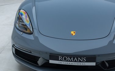 Porsche 718 BOXSTER GTS PDK 32