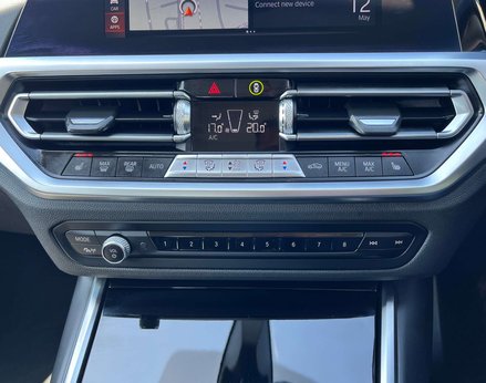 BMW 3 Series 2.0 320i Sport Auto 4dr 59