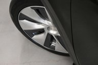 Tesla Model Y ModeL Y Long Range AWD 4WD 5dr 37