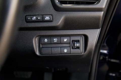Nissan LEAF N-CONNECTA 16