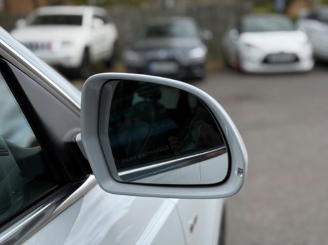 Audi Q3 2.0 TDI S line S Tronic quattro Euro 5 (s/s) 5dr 25