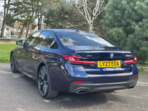 BMW 5 Series 3.0 530d MHT M Sport Steptronic xDrive Euro 6 (s/s) 4dr 11