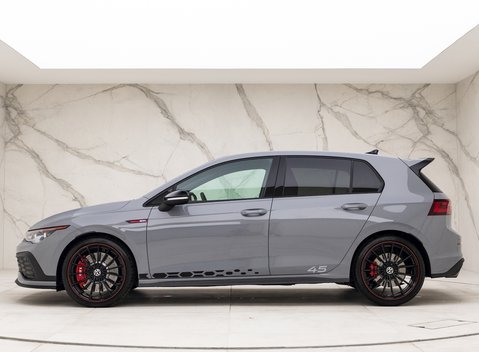 Volkswagen Golf GTI Clubsport 45 2