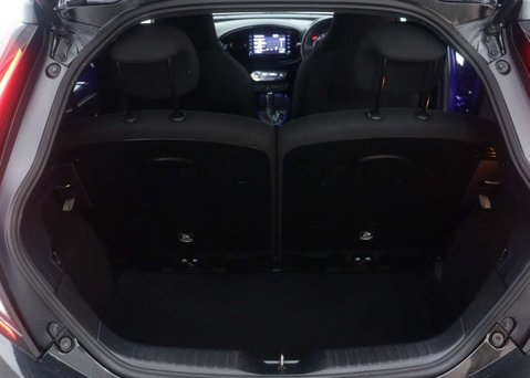 Toyota Aygo X 1.0 Aygo X Edge VVT-i Auto 5dr 51