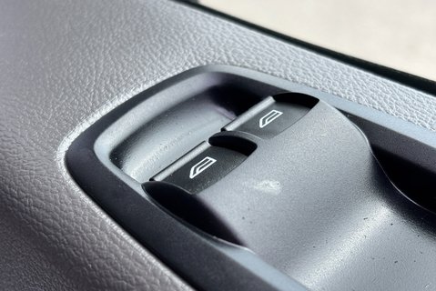 Ford Transit 350 L4 H3 130 ps Trend Panel Van - Air Con 35