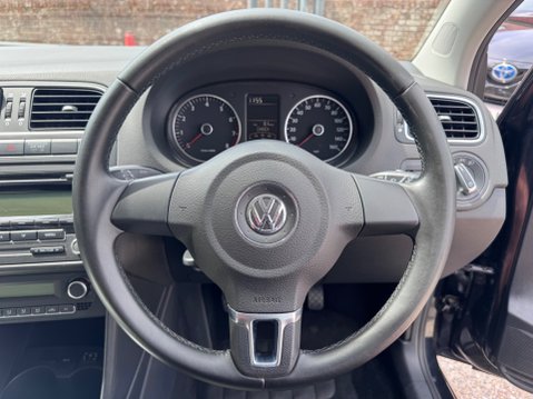 Volkswagen Polo SEL TSI 14