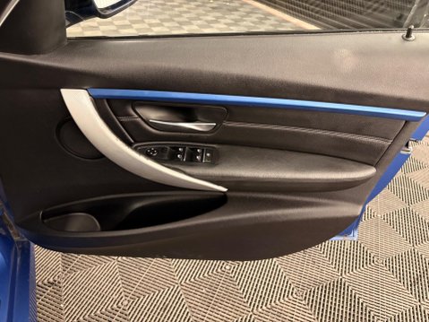 BMW 3 Series 3.0 335d M Sport Auto xDrive Euro 6 (s/s) 4dr 31