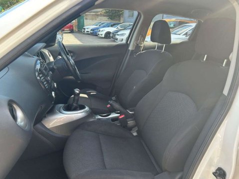 Nissan Juke 1.6 Acenta SUV 5dr Petrol Manual Euro 5 (s/s) (117 ps) 11