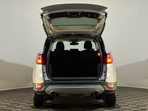 Ford Kuga TITANIUM TDCI 9