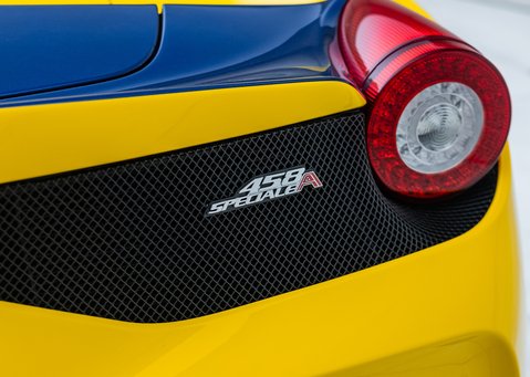 Ferrari 458 Speciale Aperta