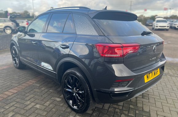 Volkswagen T-Roc BLACK EDITION 1.0 TSI 9
