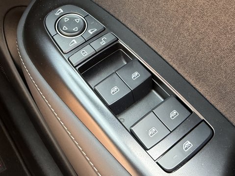BYD Dolphin 150kw Comfort 60.4kWh 5dr Auto 29