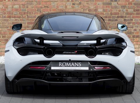 McLaren 720S Performance 5