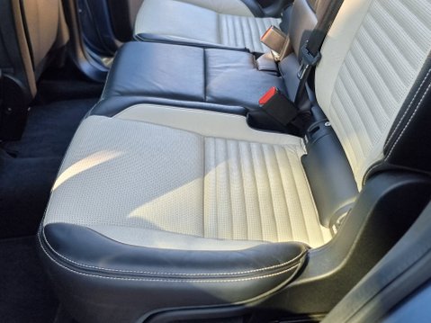 Land Rover Discovery Sport R-DYNAMIC SE MHEV 43