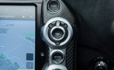 McLaren 720S Spider Peformance 27